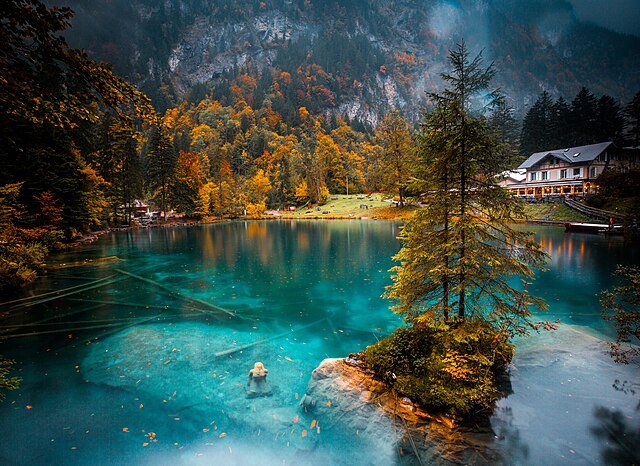 lago blausee no outono