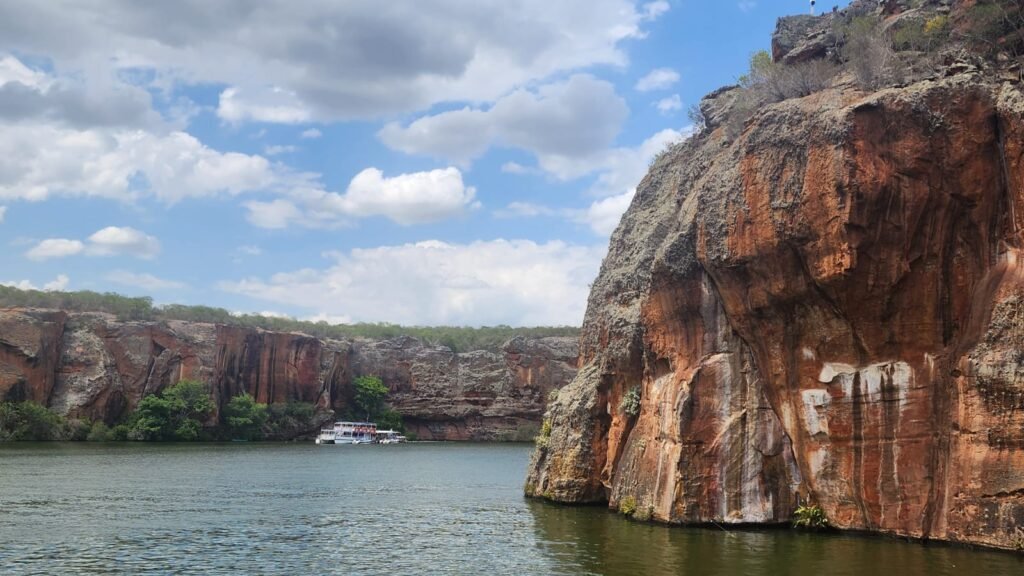 passeio barco cânion Xingó