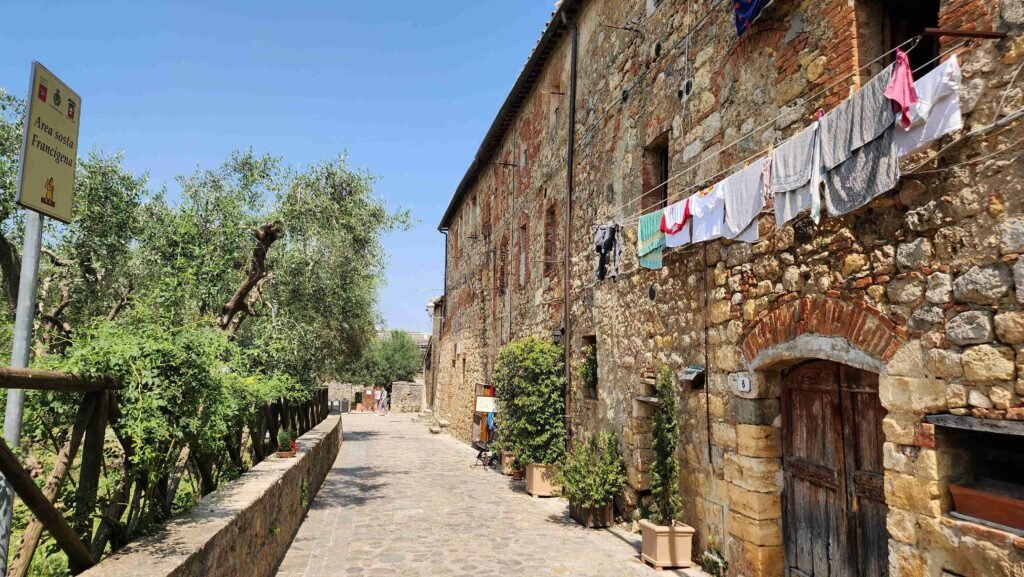 Monteriggioni Toscana